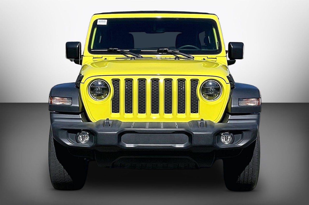 Used 2023 Jeep Wrangler Unlimited Sport AWD/4WD image 3