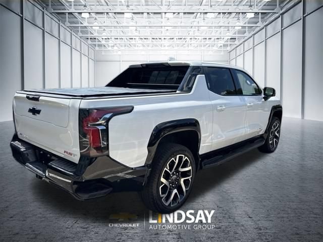 Certified 2025 Chevrolet Silverado EV RST AWD/4WD image 32