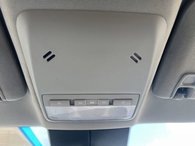 Used 2019 Chevrolet Trax LT w/ LT Convenience Package FWD image 26