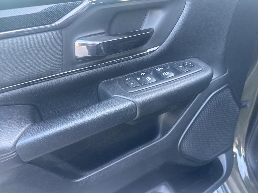 Used 2021 RAM 1500 Big Horn w/ Built-to-serve Edition image 15