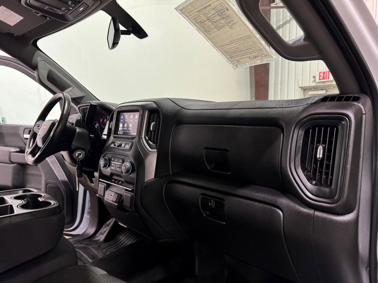 Used 2022 Chevrolet Silverado 2500 W/T w/ WT Fleet Convenience Package image 11