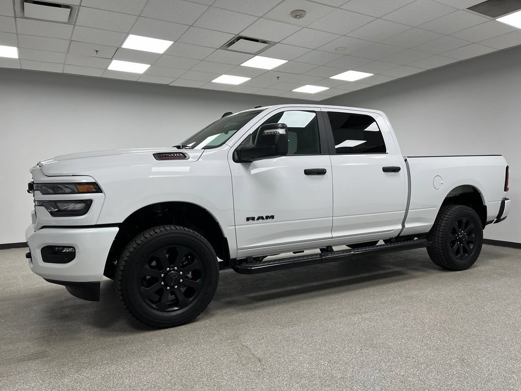 Used 2025 RAM 2500 Big Horn AWD/4WD image 6
