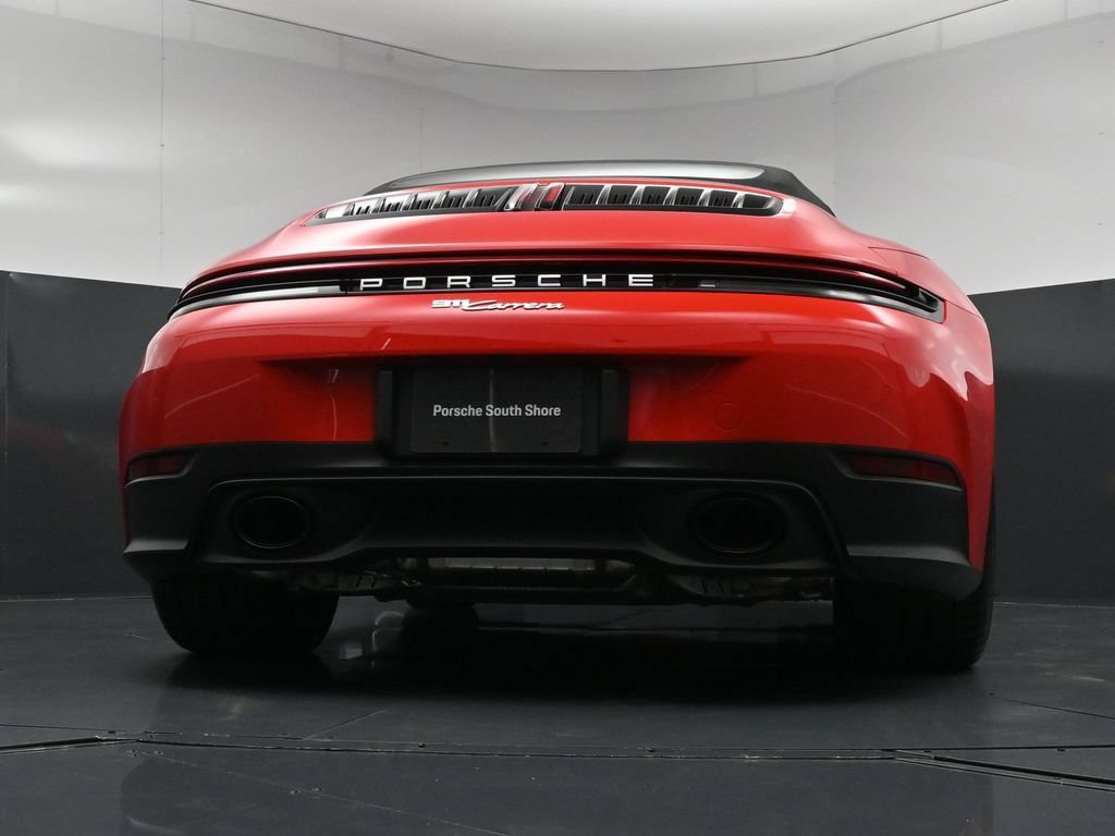 Certified 2025 Porsche 911 Carrera RWD image 25