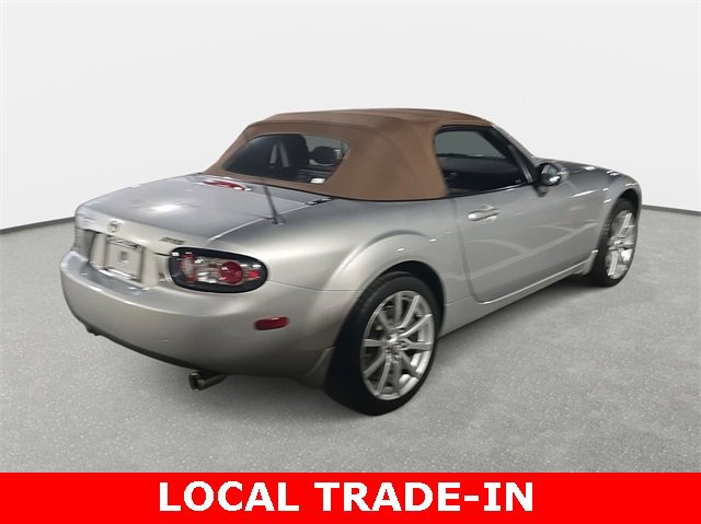 Used 2006 MAZDA MX-5 Miata Grand Touring w/ Premium Pkg image 5