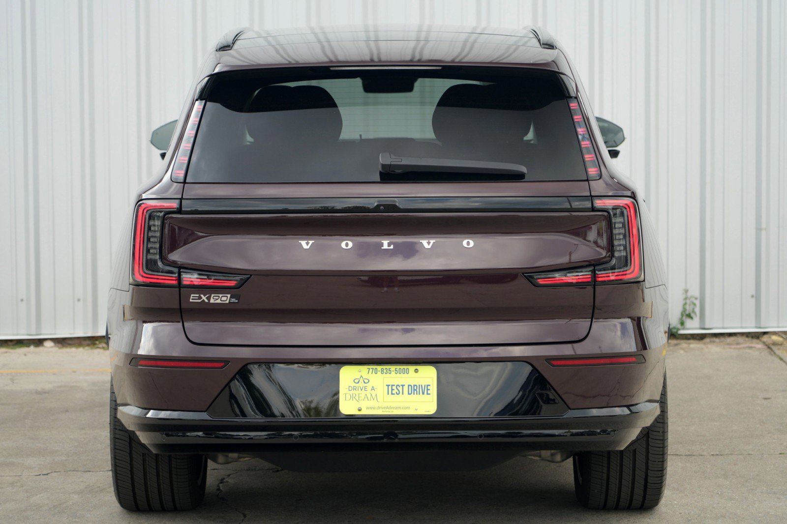 Used 2025 Volvo EX90 Ultra image 54