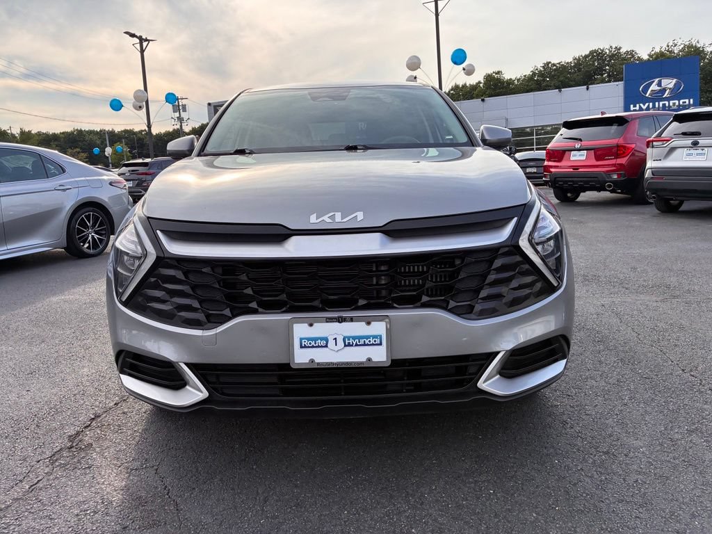 Used 2023 Kia Sportage LX AWD/4WD image 2