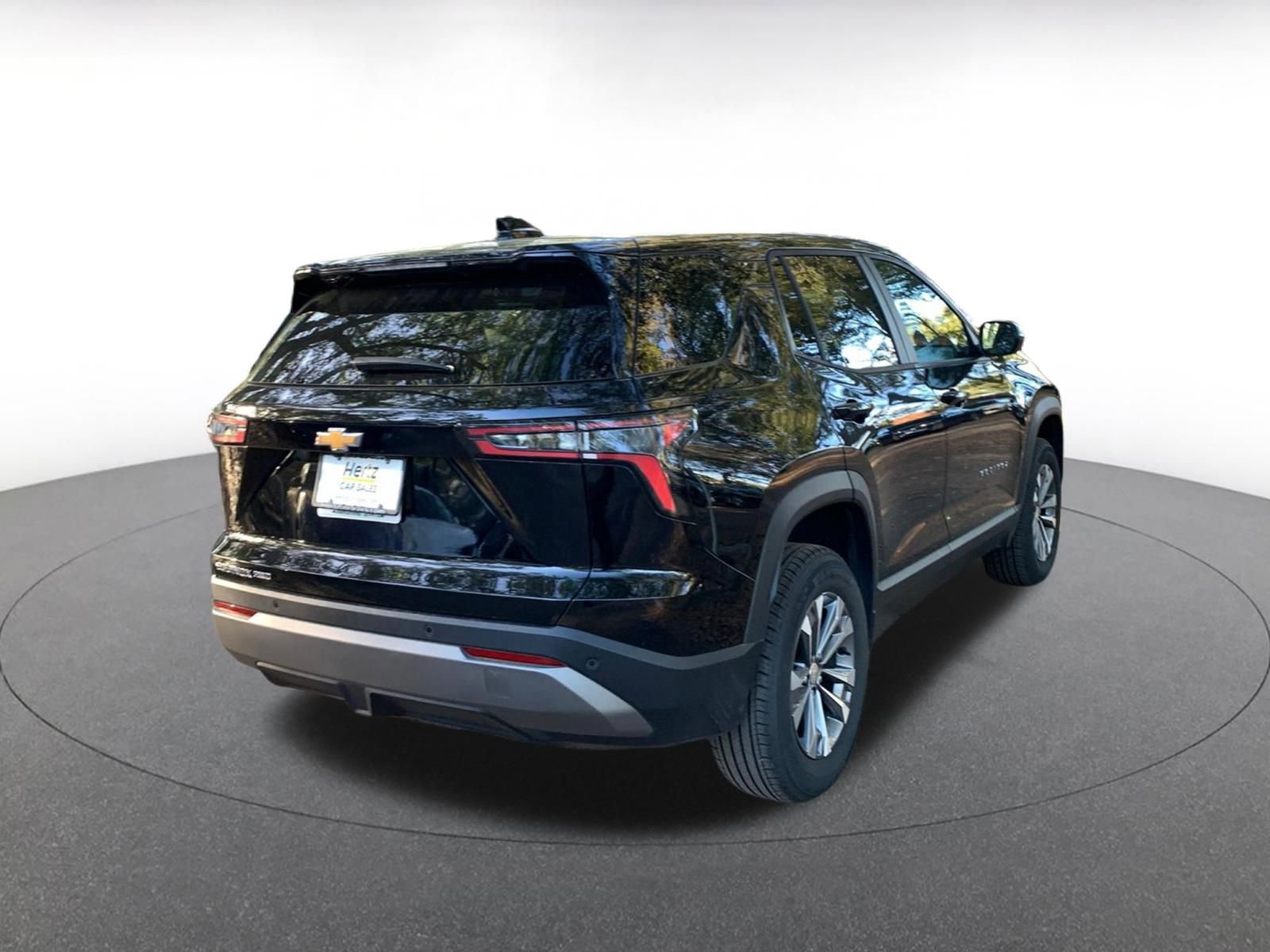 Used 2025 Chevrolet Equinox LT image 7