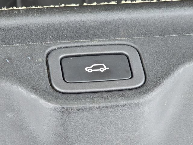 Used 2016 Land Rover Range Rover Supercharged image 38