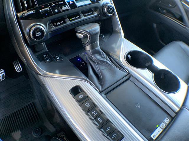 Used 2023 Lexus LX 600 F Sport w/ Accessory Package (Z1) AWD/4WD image 20