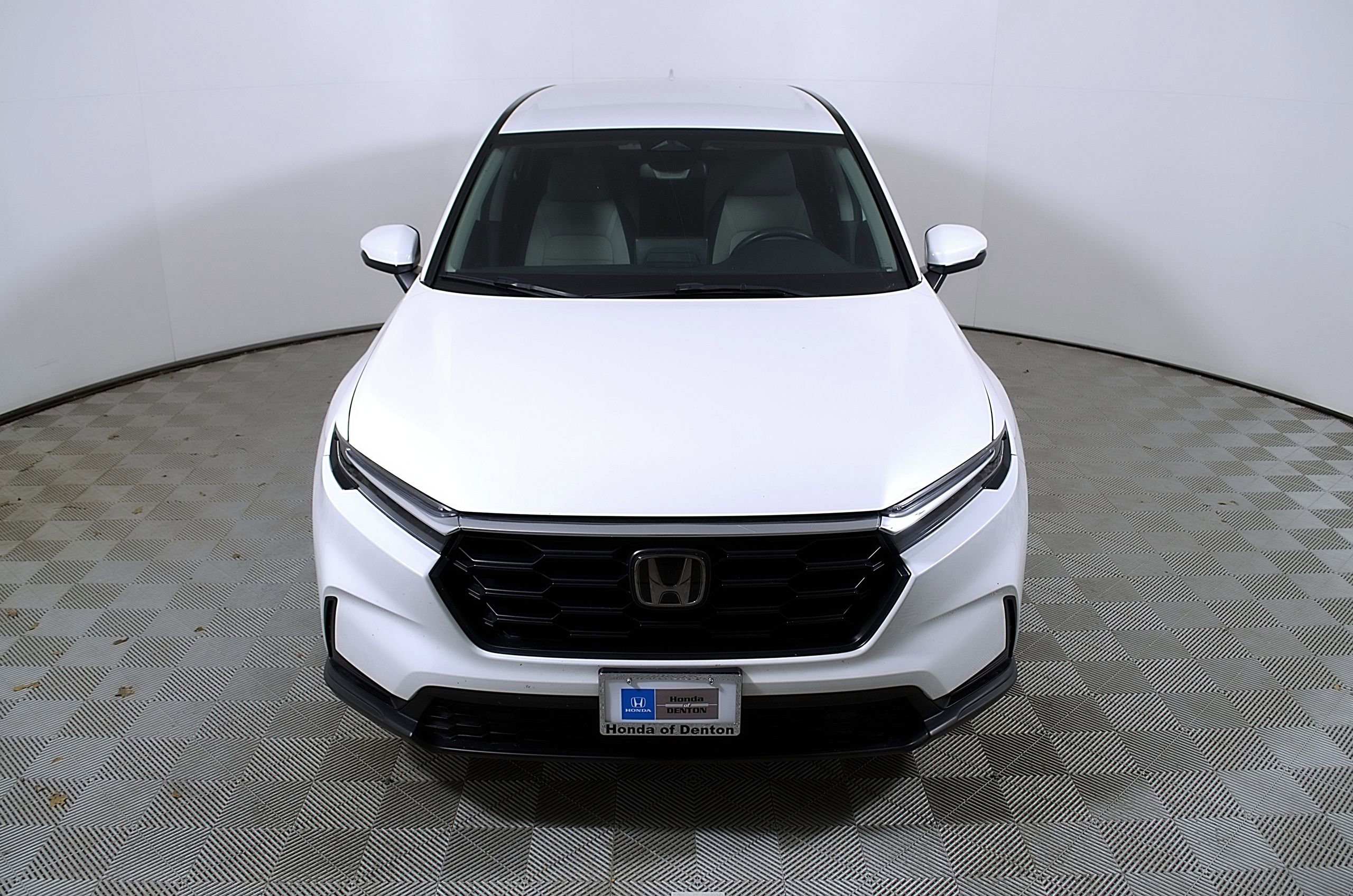 Used 2024 Honda CR-V LX image 4