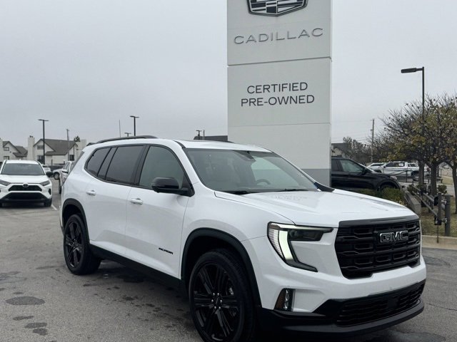 Used 2025 GMC Acadia Elevation w/ Elevation Premium Package