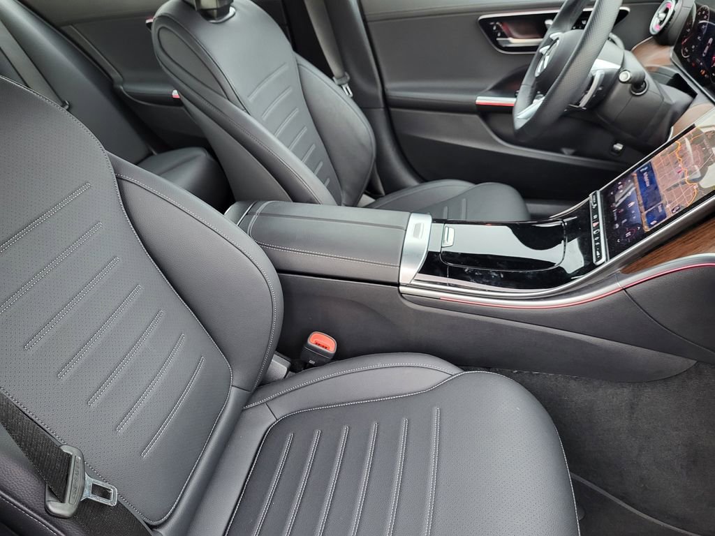Certified 2025 Mercedes-Benz C 300 4MATIC Sedan image 14