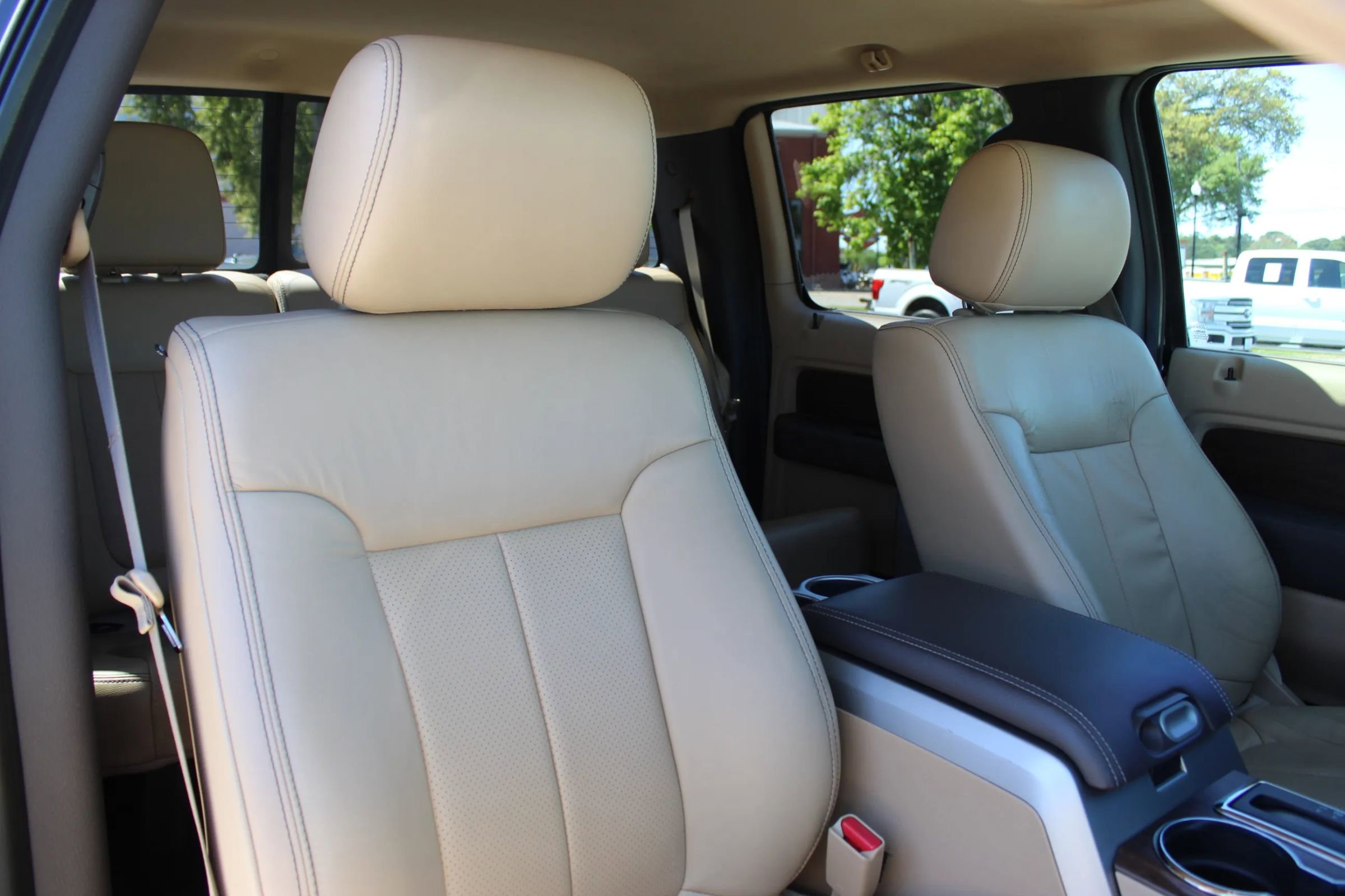 Used 2013 Ford F150 Lariat w/ Luxury Equipment Group image 33