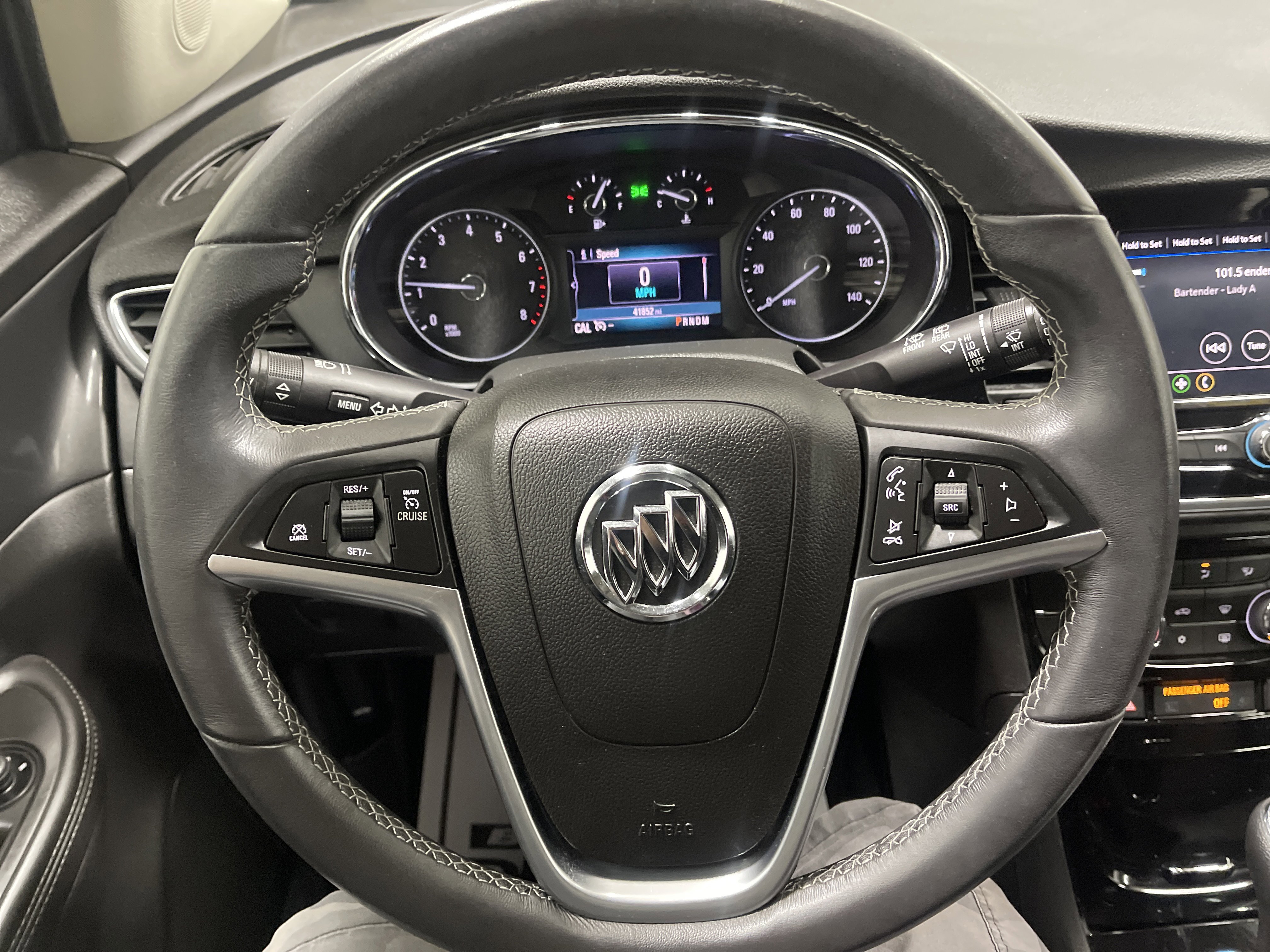 Used 2021 Buick Encore Preferred AWD/4WD image 31