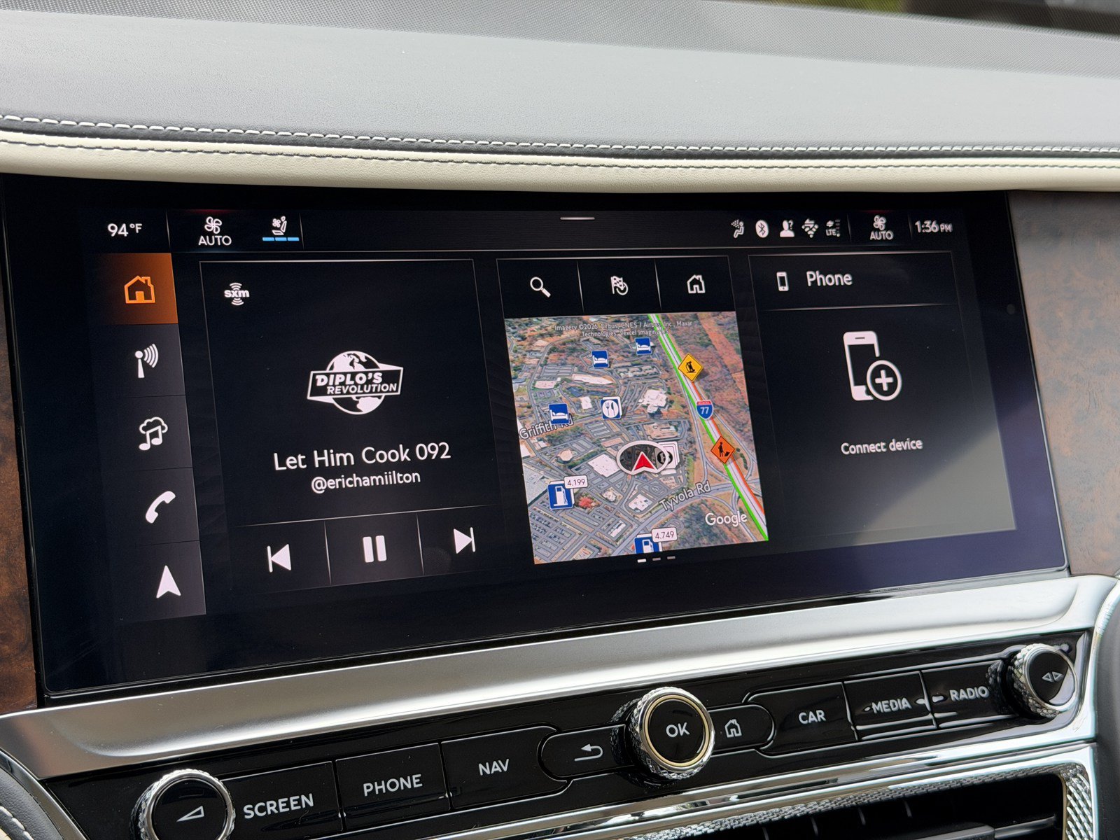 Used 2026 Bentley Flying Spur Azure AWD/4WD image 24
