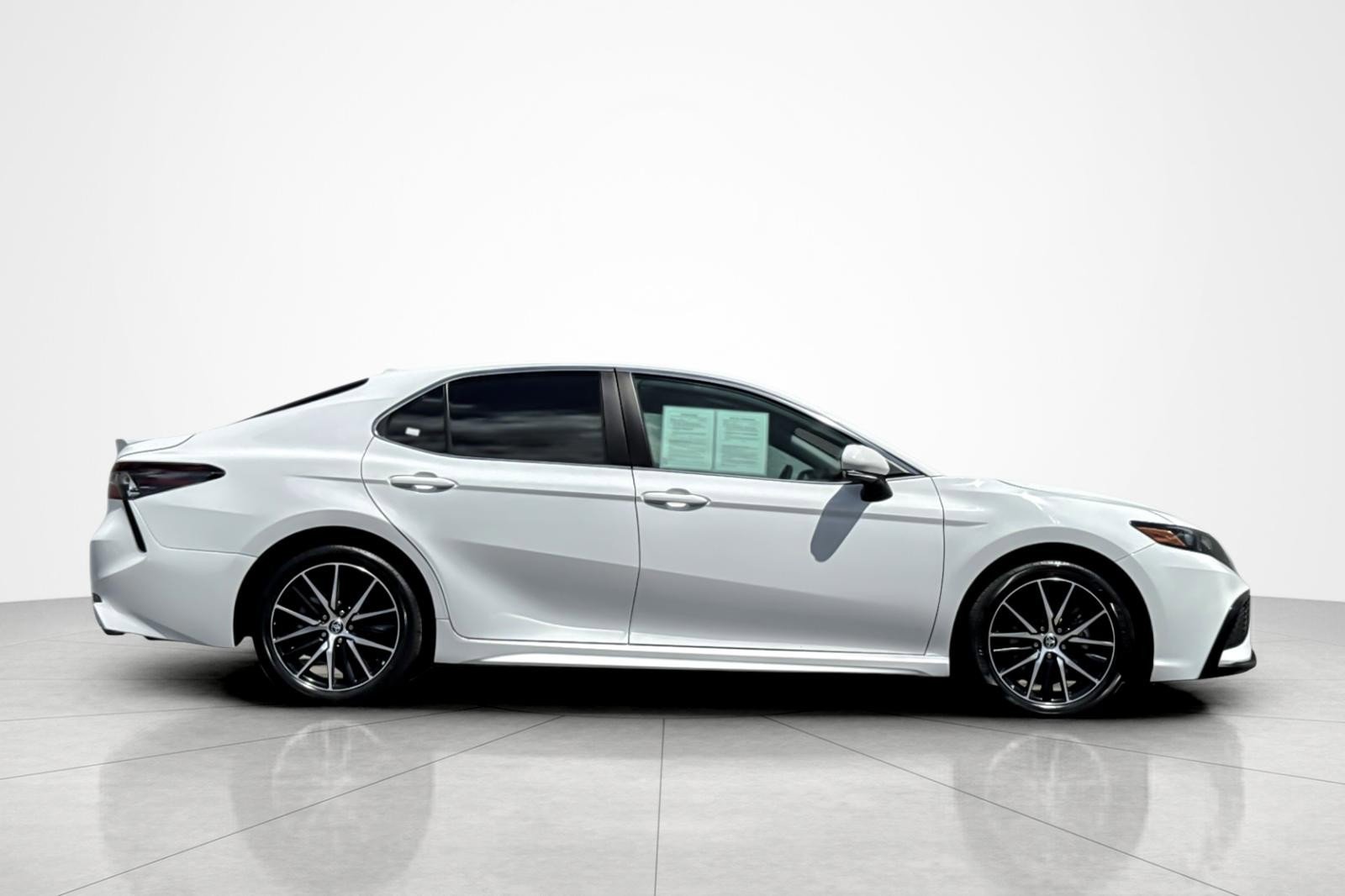 Certified 2023 Toyota Camry SE image 6