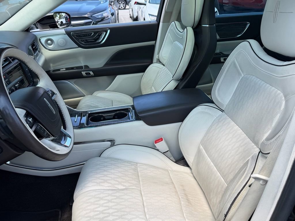 Used 2018 Lincoln Continental Black Label FWD image 10