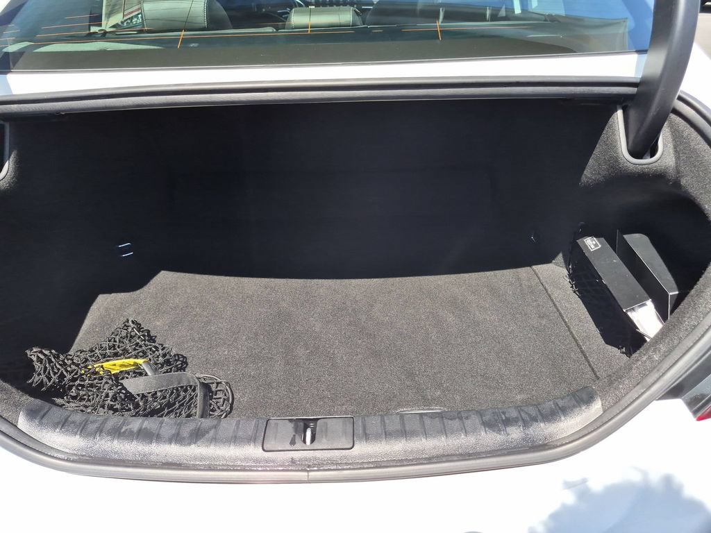 Used 2025 Genesis G70 2.5T RWD image 29