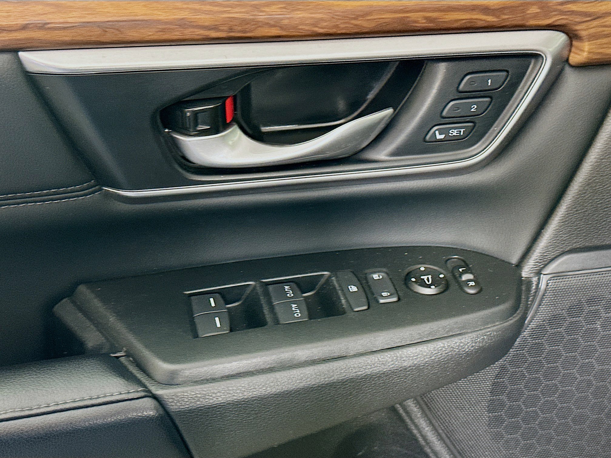 Used 2021 Honda CR-V EX-L image 15