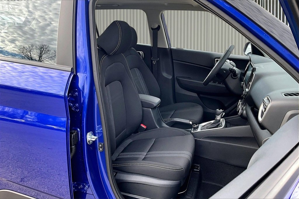 New 2026 Hyundai Venue SEL image 8