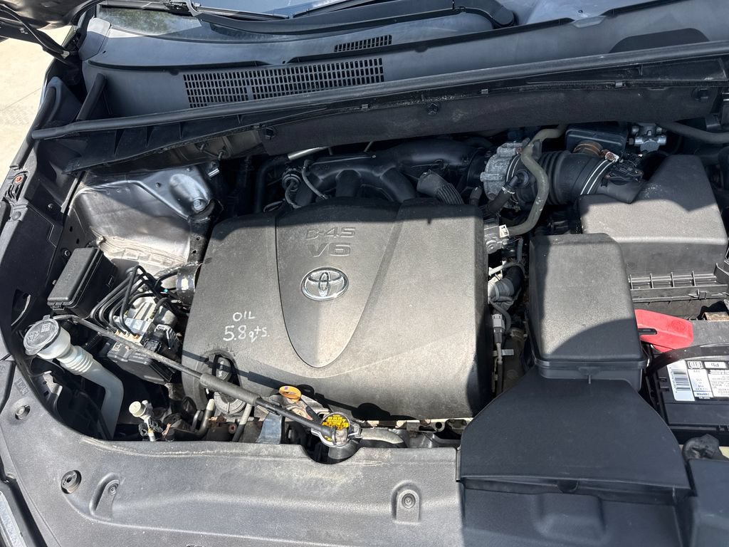 Used 2017 Toyota Highlander SE AWD/4WD image 35