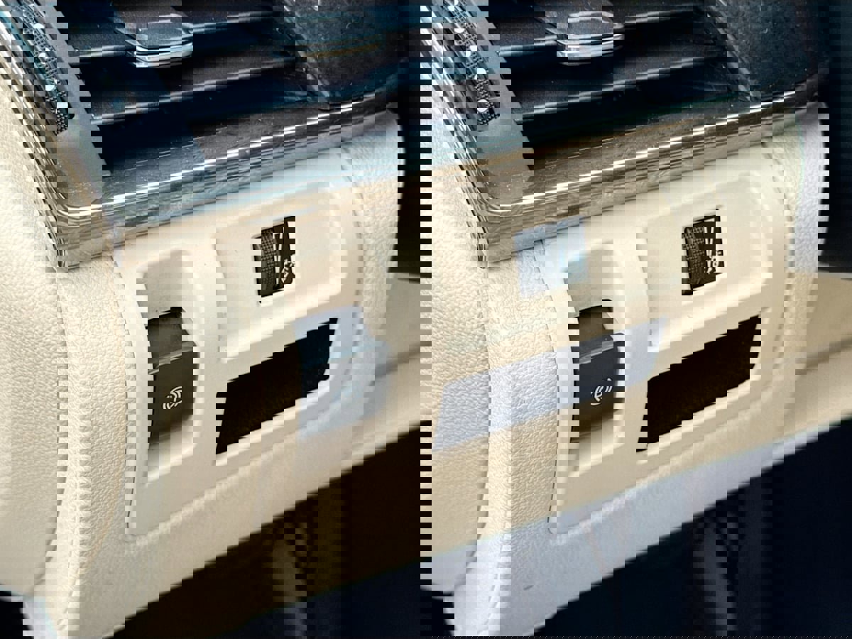 Used 2019 Cadillac CTS Luxury image 10