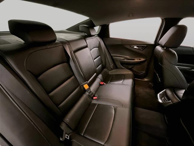 Used 2017 Chevrolet Malibu LT w/ Leather Package FWD image 26