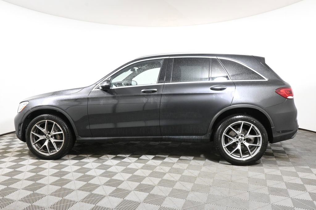 Used 2020 Mercedes-Benz GLC 300 4MATIC image 2