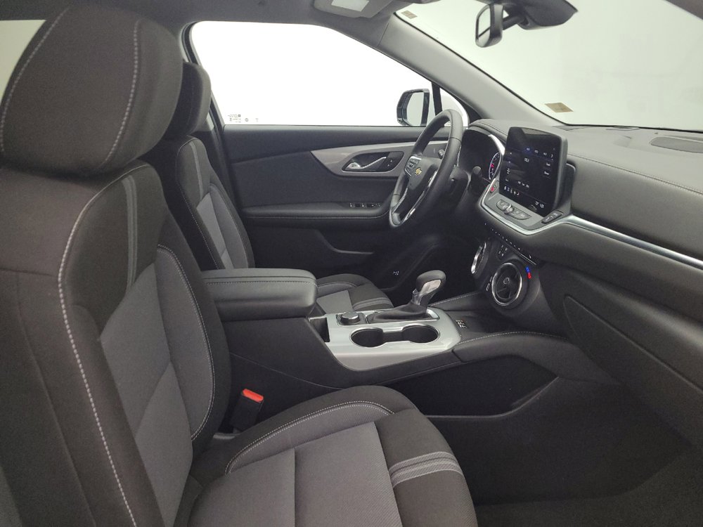 Used 2024 Chevrolet Blazer LT w/ Convenience Package FWD image 21