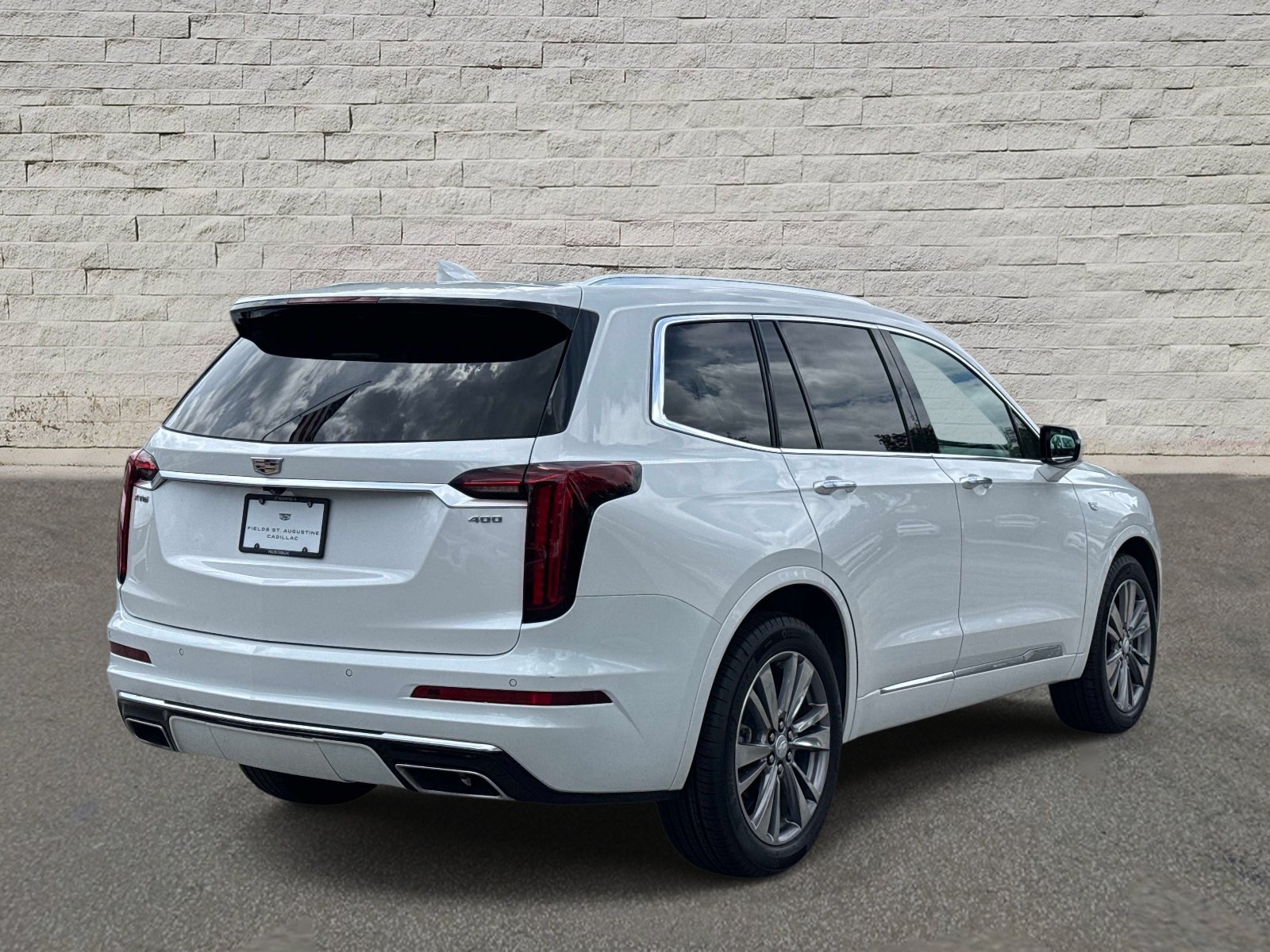 Used 2024 Cadillac XT6 Premium Luxury FWD image 5
