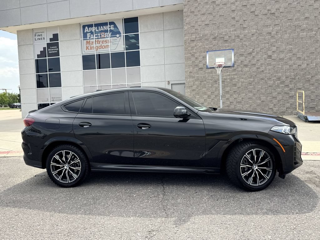 Used 2024 BMW X6 xDrive40i w/ Premium Package AWD/4WD image 5
