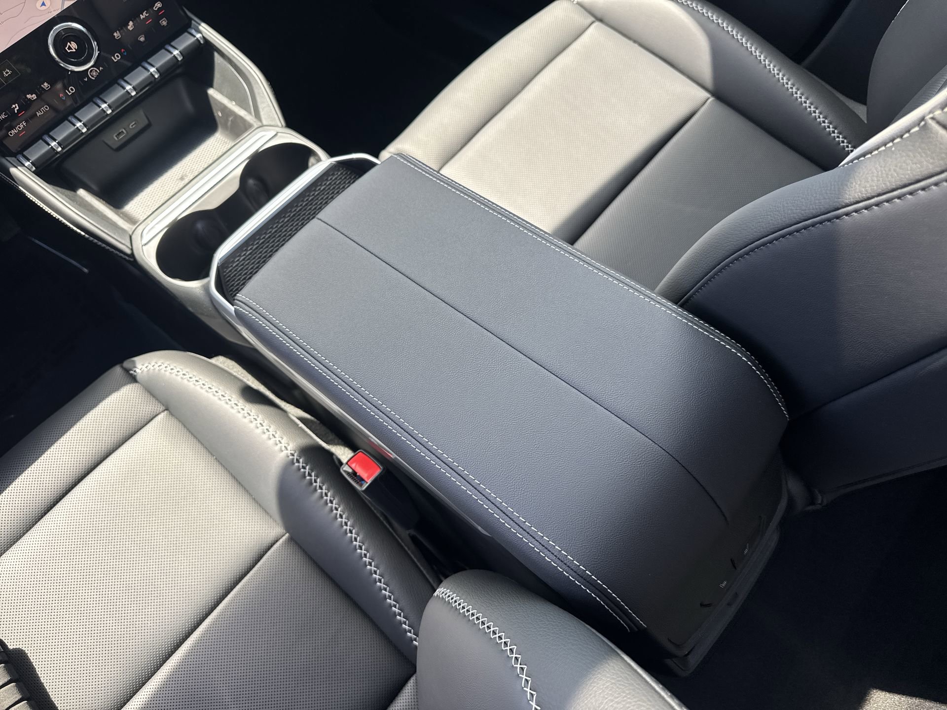 New 2026 GMC Terrain Denali AWD/4WD image 23