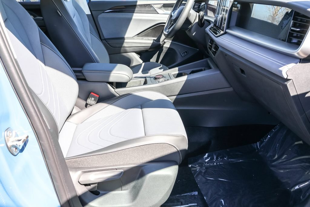 New 2026 Volkswagen Tiguan SE AWD/4WD image 44