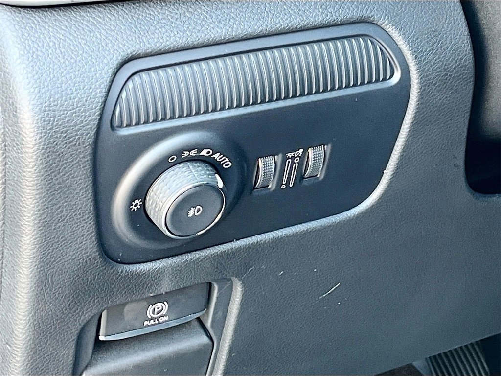 Used 2025 Jeep Wagoneer Series II image 10