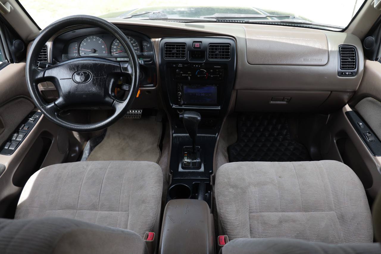 Used 2000 Toyota 4Runner SR5 w/ Upgrade Value Pkg 2 RWD image 2