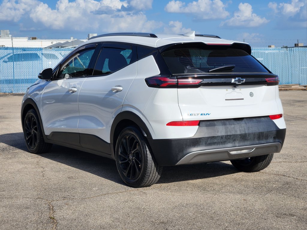 Used 2023 Chevrolet Bolt EUV LT FWD image 7