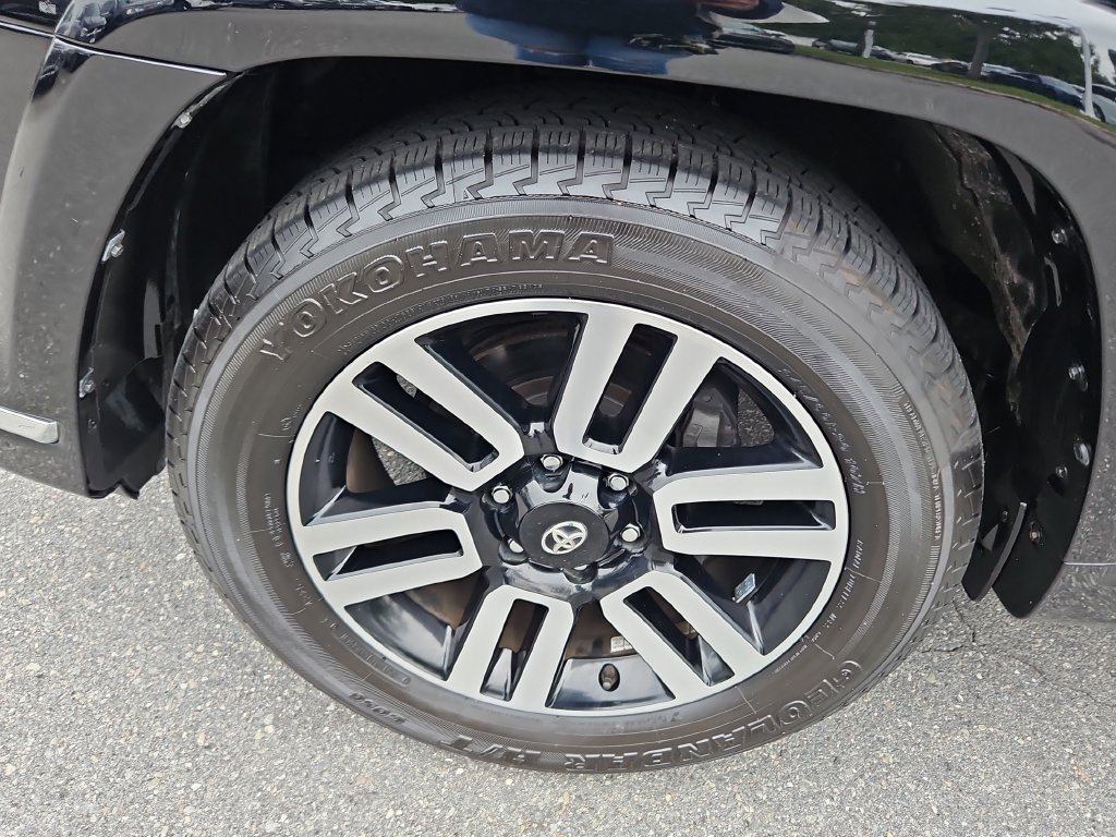Used 2022 Toyota 4Runner Limited RWD image 34
