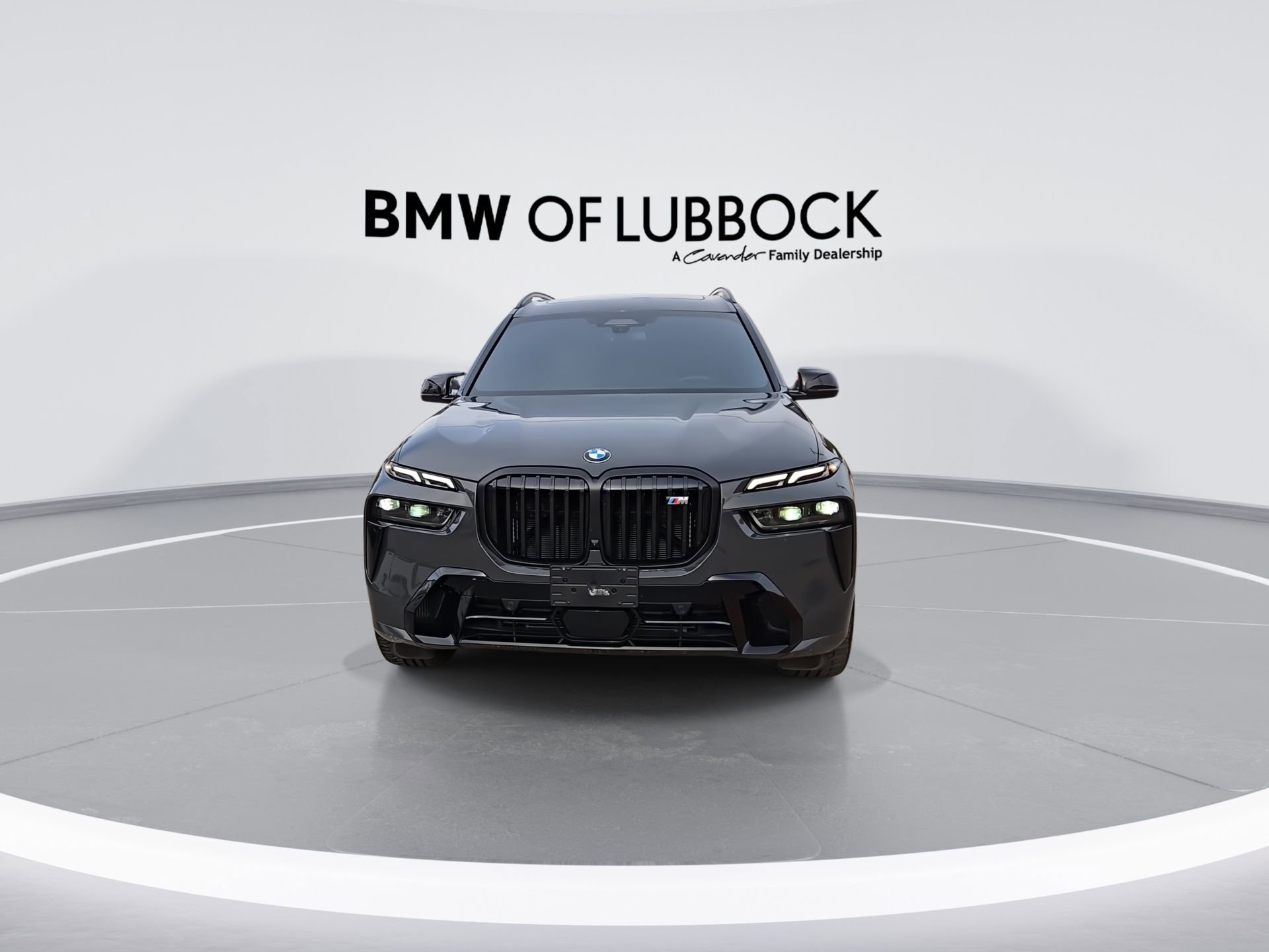 Used 2025 BMW X7 M60i image 3