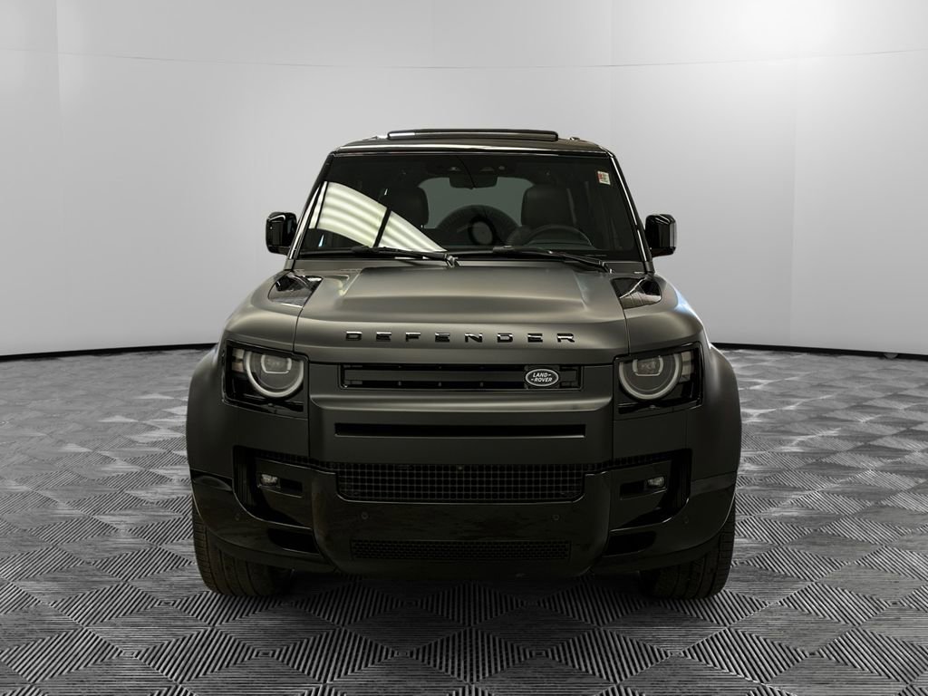 New 2026 Land Rover Defender 130 X-Dynamic SE AWD/4WD image 8