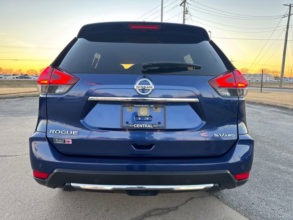 Used 2020 Nissan Rogue SV w/ Premium Package image 5