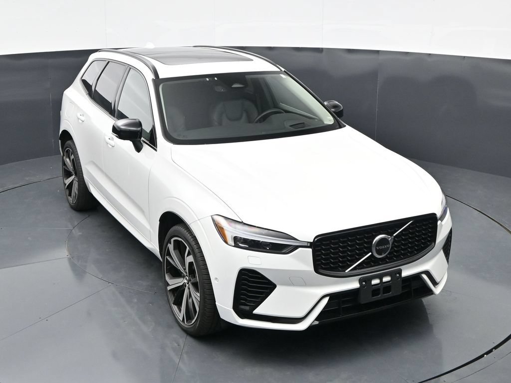 Used 2024 Volvo XC60 T8 Ultimate w/ Climate Package AWD/4WD image 34