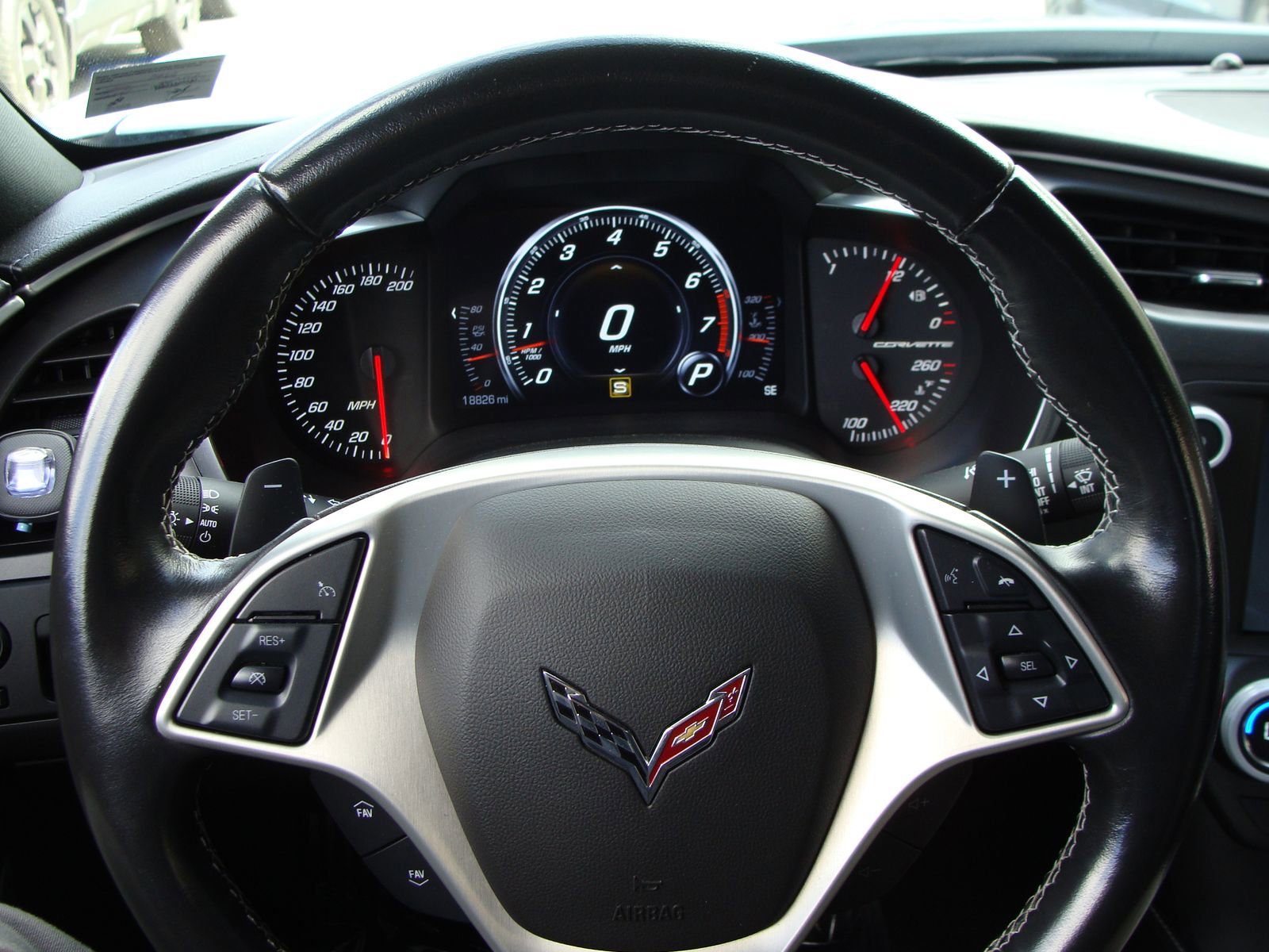Used 2018 Chevrolet Corvette Stingray Coupe w/ Battery Protection Package RWD image 12