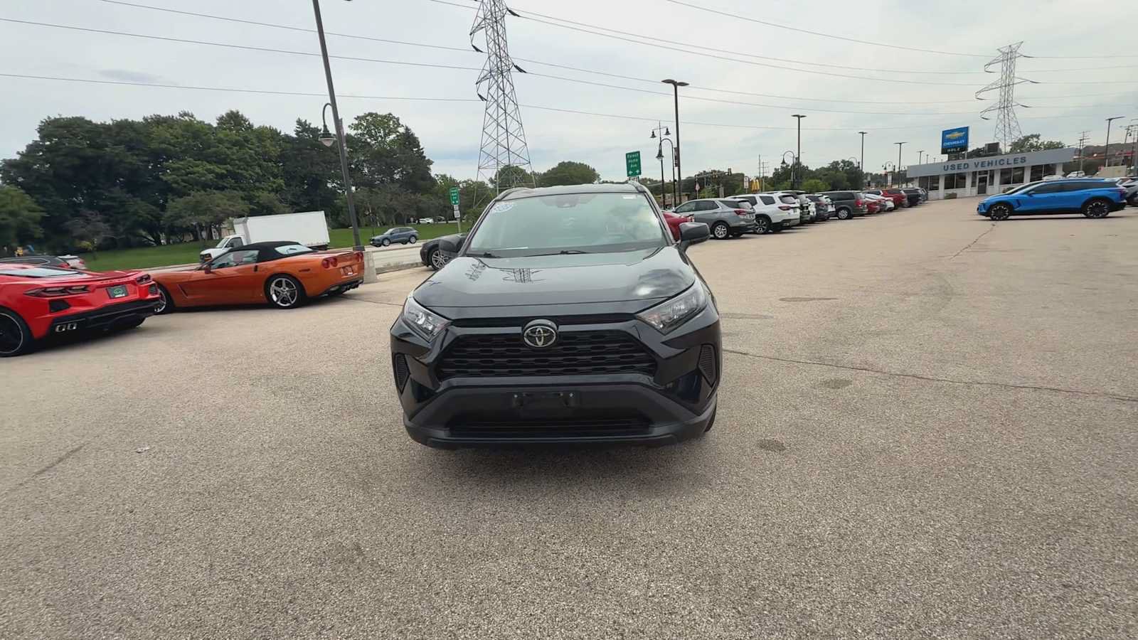 Used 2020 Toyota RAV4 LE w/ Carpet Mat Package FWD image 3