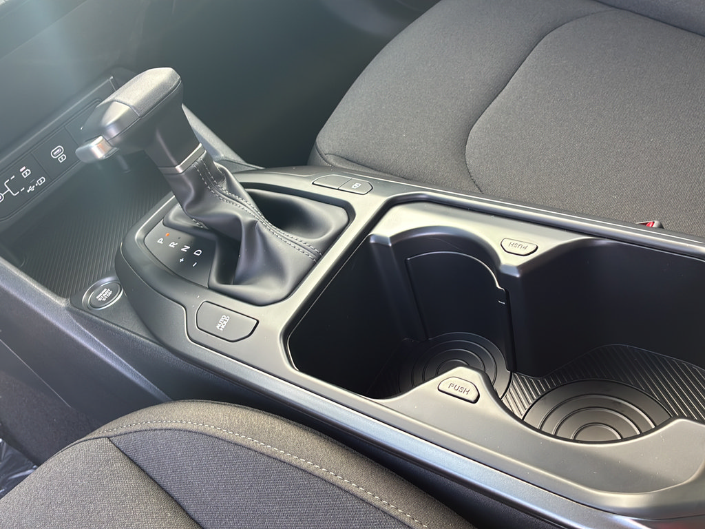 New 2026 Kia K4 FWD image 33
