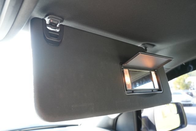 Used 2021 RAM 1500 4x4 Crew Cab image 45