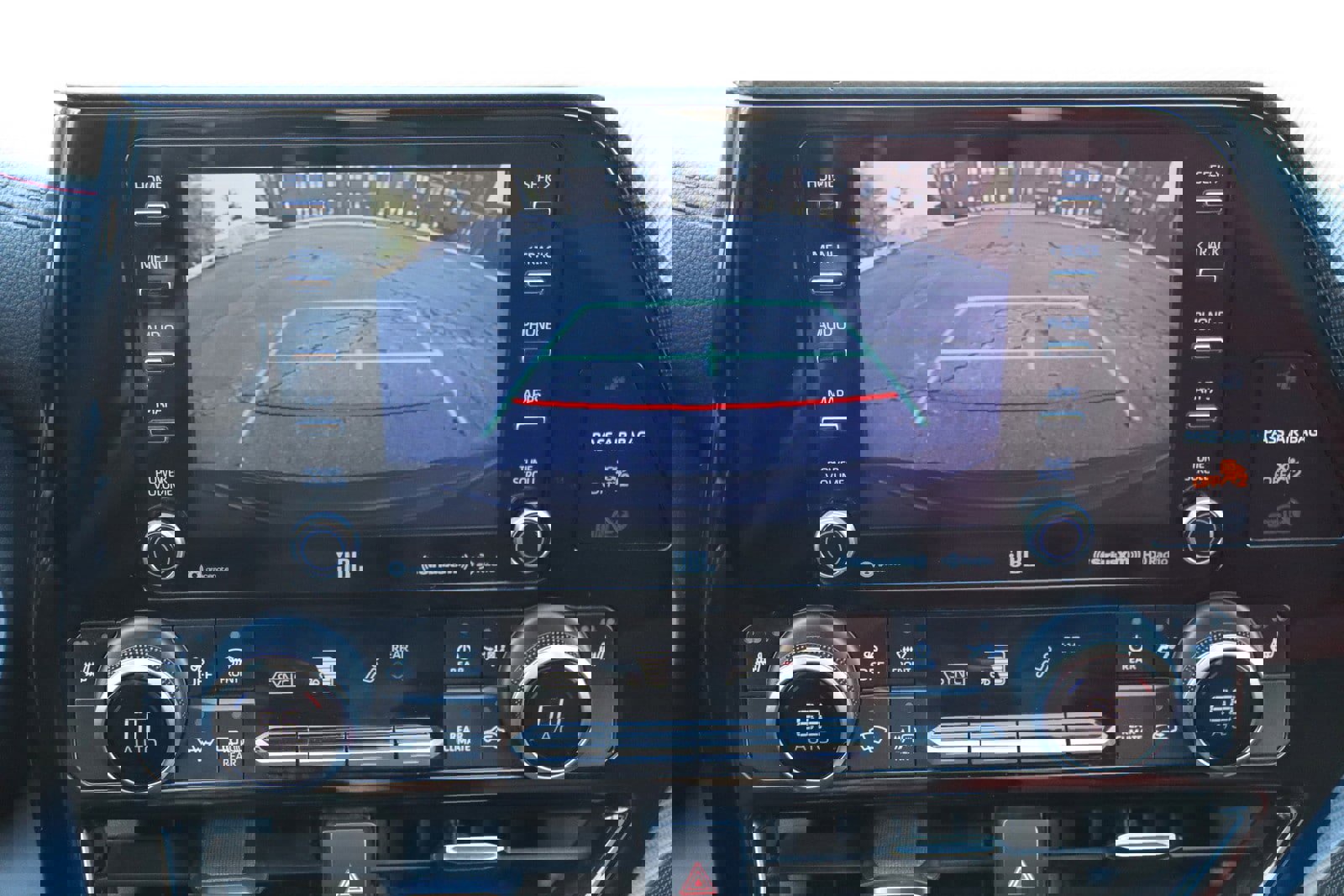 Used 2021 Toyota Highlander XSE image 34