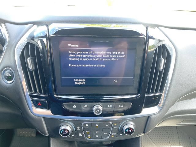 Used 2023 Chevrolet Traverse LT FWD image 13