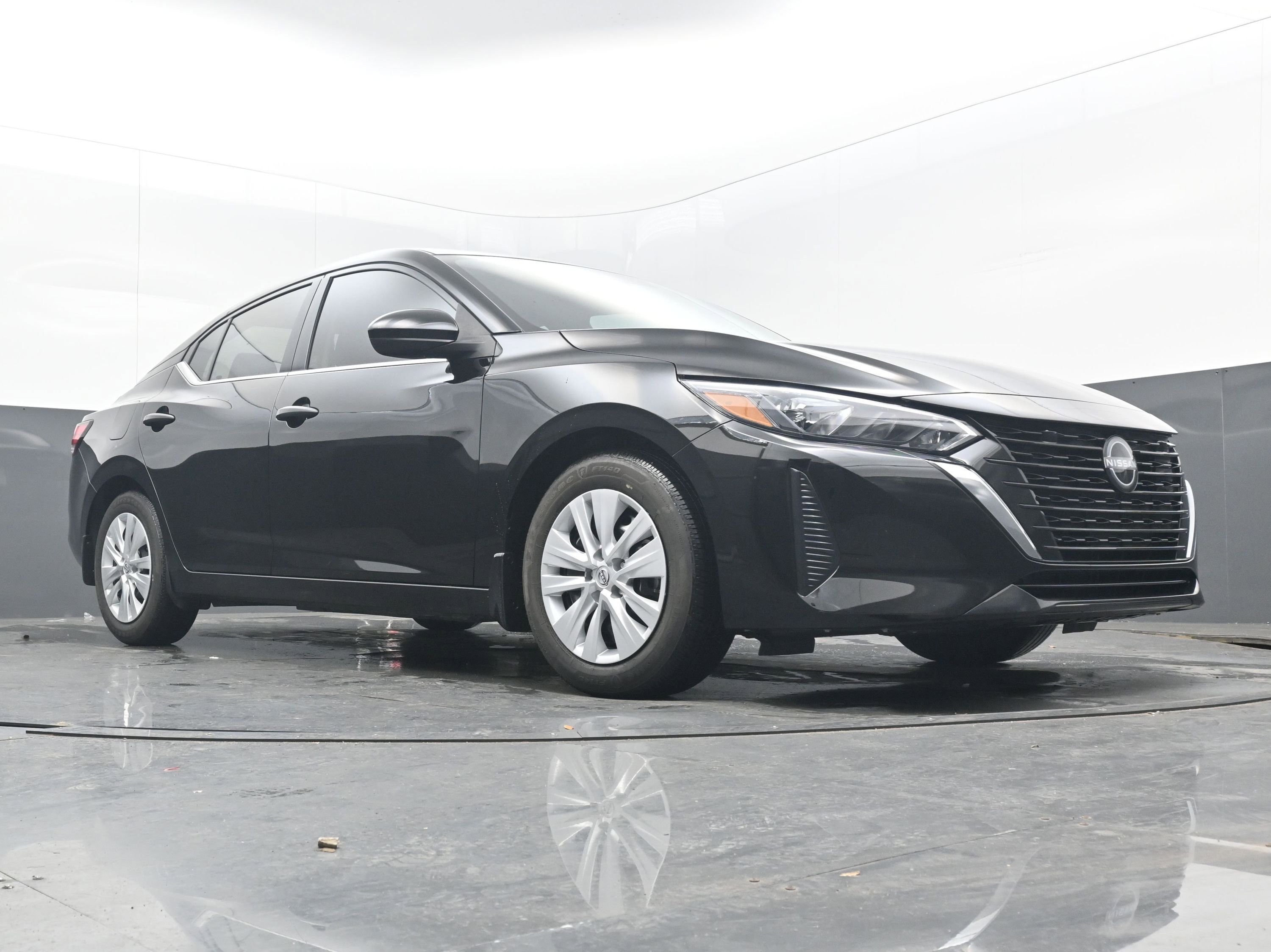 Certified 2025 Nissan Sentra S image 22