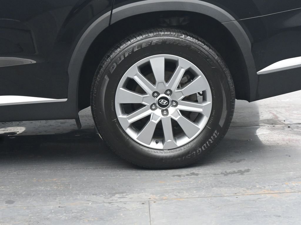 Used 2023 Hyundai Palisade SE w/ Cargo Package image 13