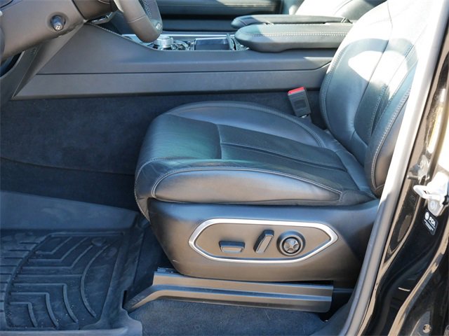 Used 2022 Jeep Wagoneer Series III w/ Premium Group I image 13